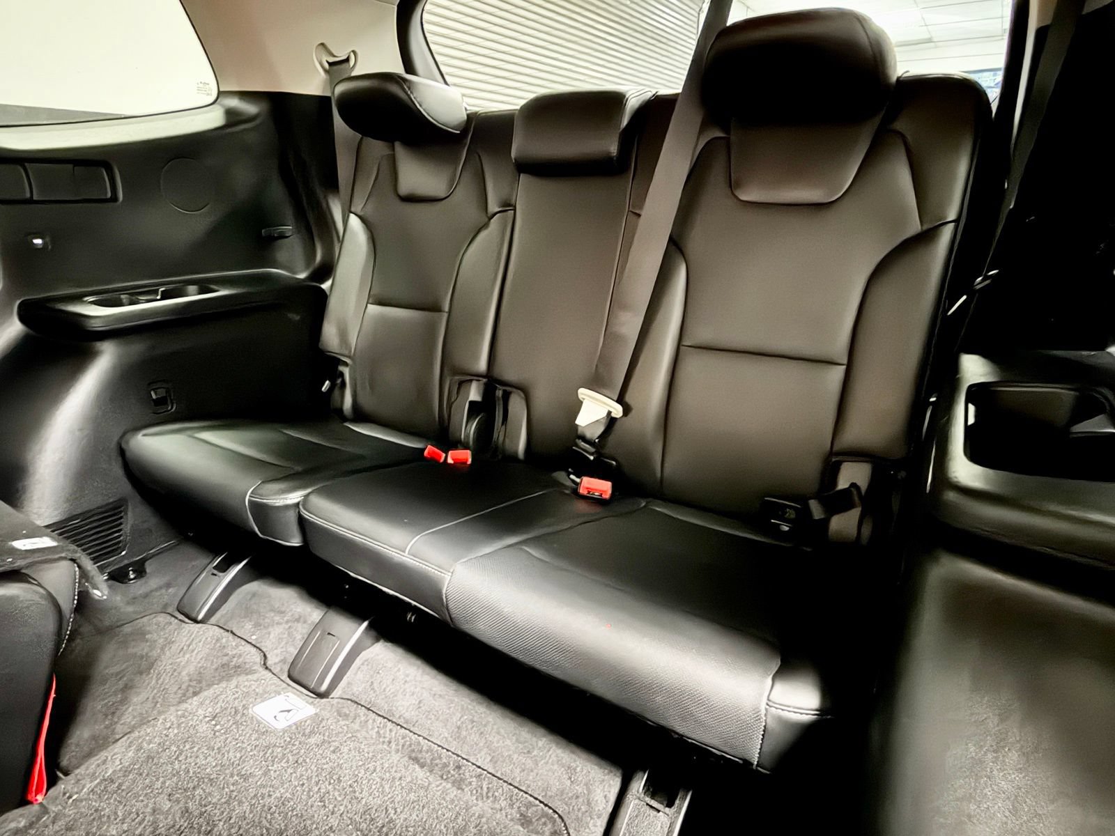 Used 2025 Kia Telluride S FWD image 37