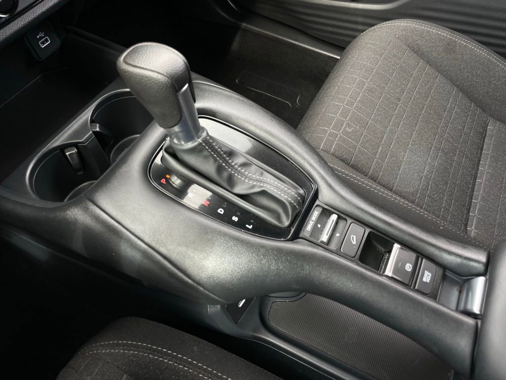 Certified 2025 Honda HR-V LX image 19