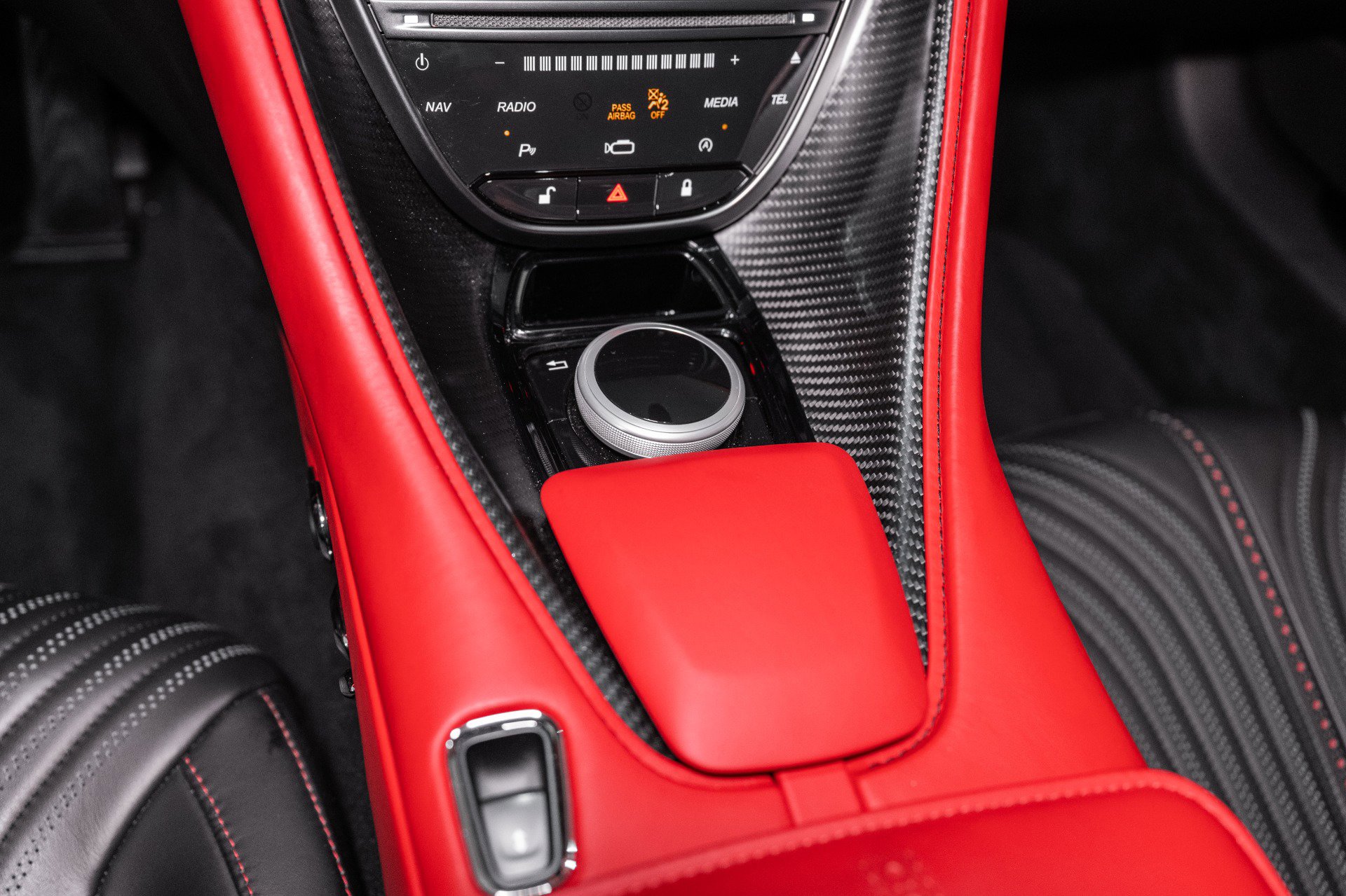 Used 2023 Aston Martin DB11 V8 Coupe image 32