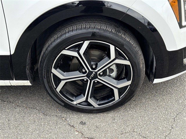 Certified 2025 Kia Niro SX Touring image 7
