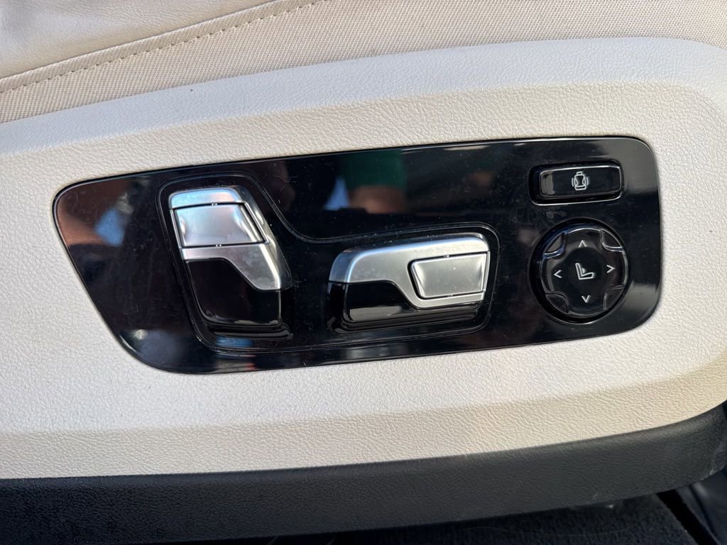 Used 2023 BMW X5 M50i image 42