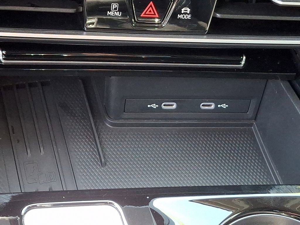 Certified 2025 Volkswagen Atlas SE AWD/4WD image 24