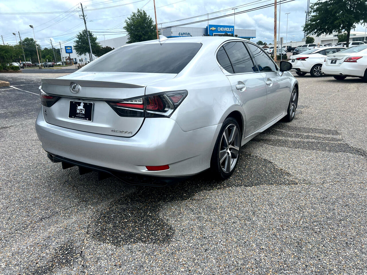 Used 2016 Lexus GS 200t image 21