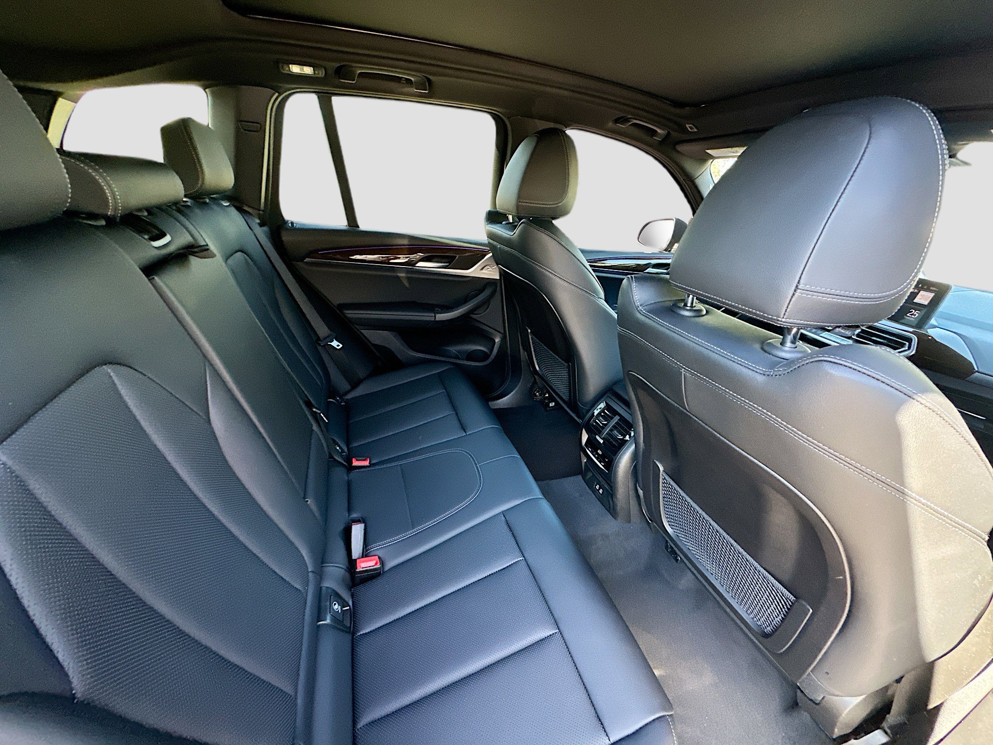 Certified 2024 BMW X3 sDrive30i w/ Premium Package image 31