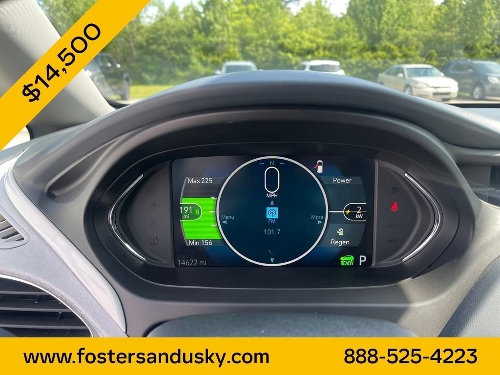 Used 2017 Chevrolet Bolt Premier w/ Driver Confidence II Package FWD image 9