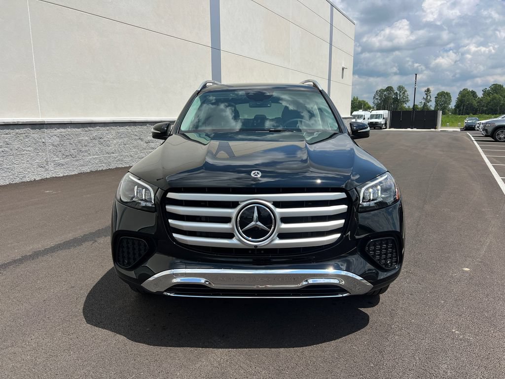 New 2026 Mercedes-Benz GLS 450 4MATIC image 3
