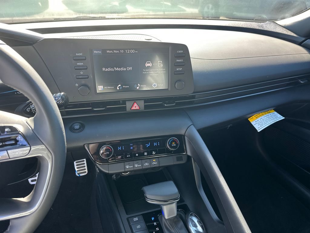 New 2025 Hyundai Elantra Sport image 27