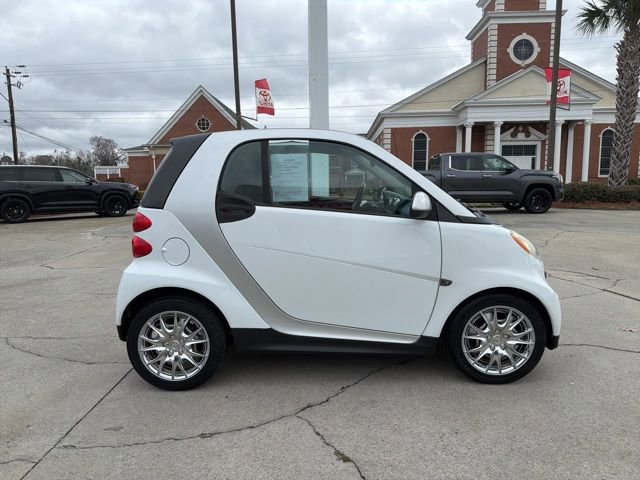Used 2015 smart fortwo passion image 4