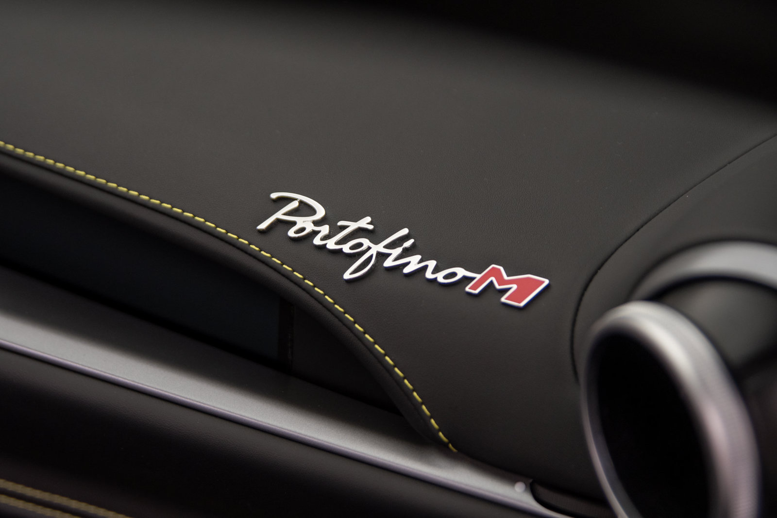 Used 2023 Ferrari Portofino M RWD image 33