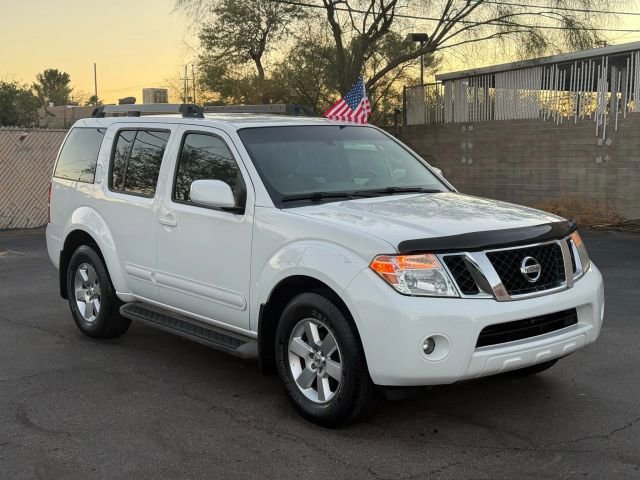 Used 2011 Nissan Pathfinder SV image 5