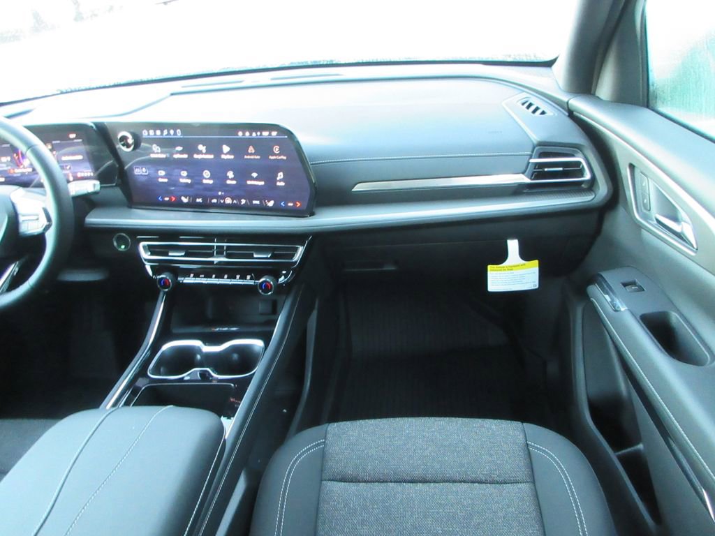 New 2026 Chevrolet Traverse LT w/ Driver Confidence Package image 16