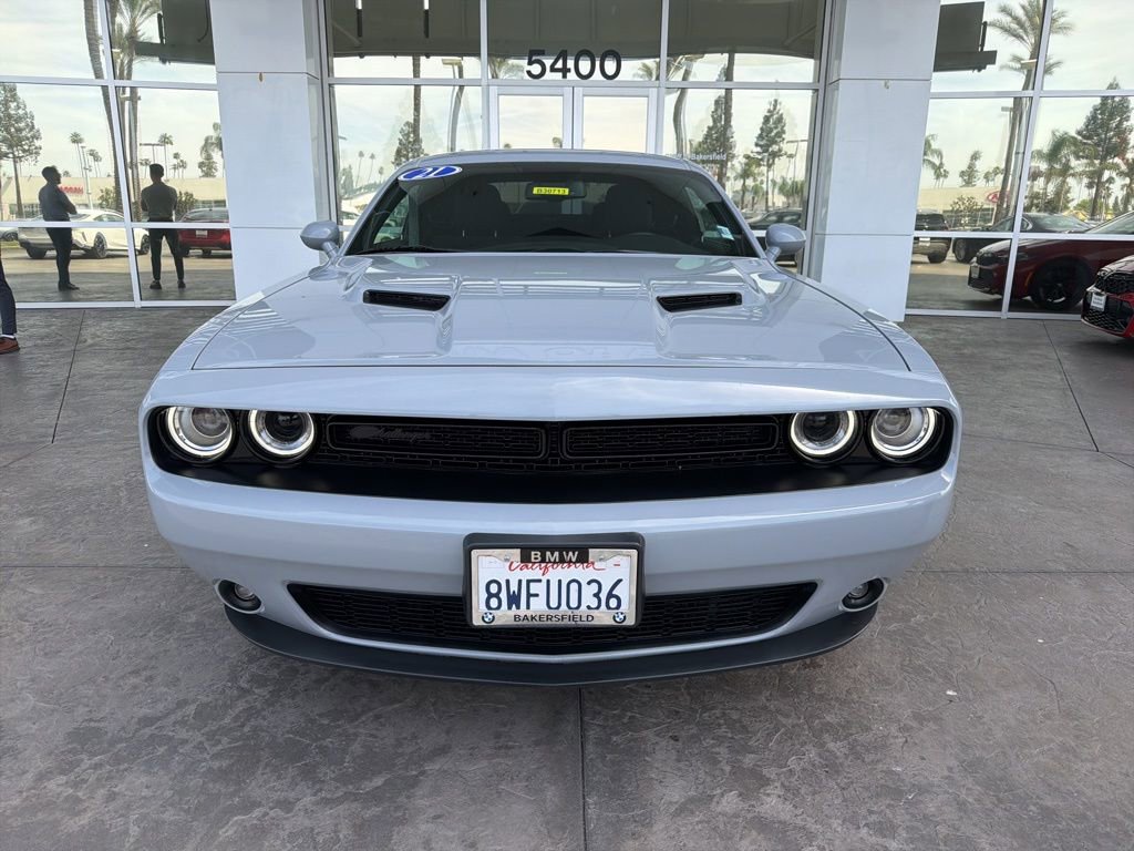 Used 2021 Dodge Challenger SXT w/ Blacktop Package image 2