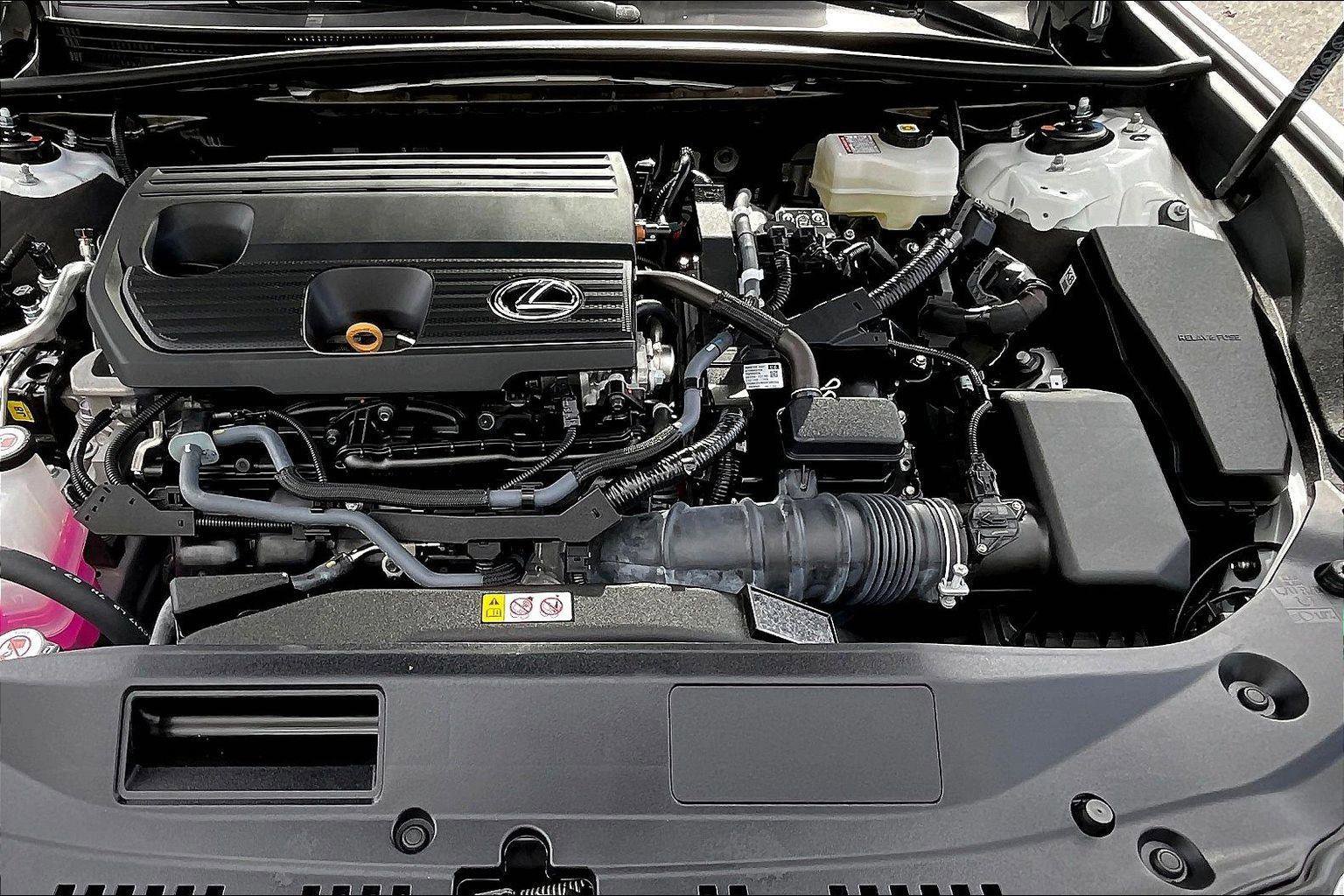 Used 2025 Lexus ES 300h w/ Luxury Package image 9