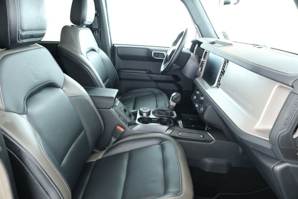 Used 2025 Ford Bronco Outer Banks image 22