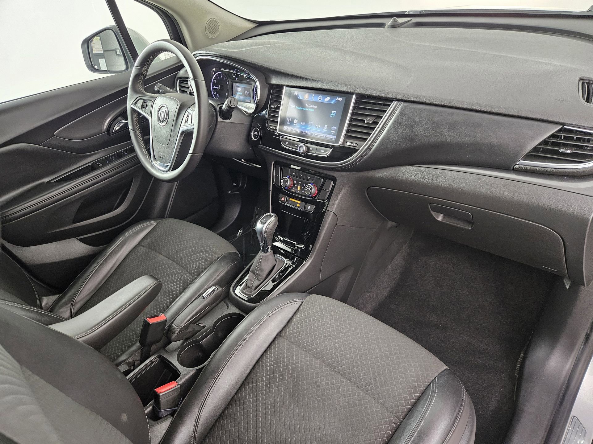 Used 2018 Buick Encore Sport Touring FWD image 40