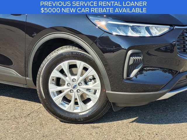 Used 2025 Ford Escape Active FWD image 6