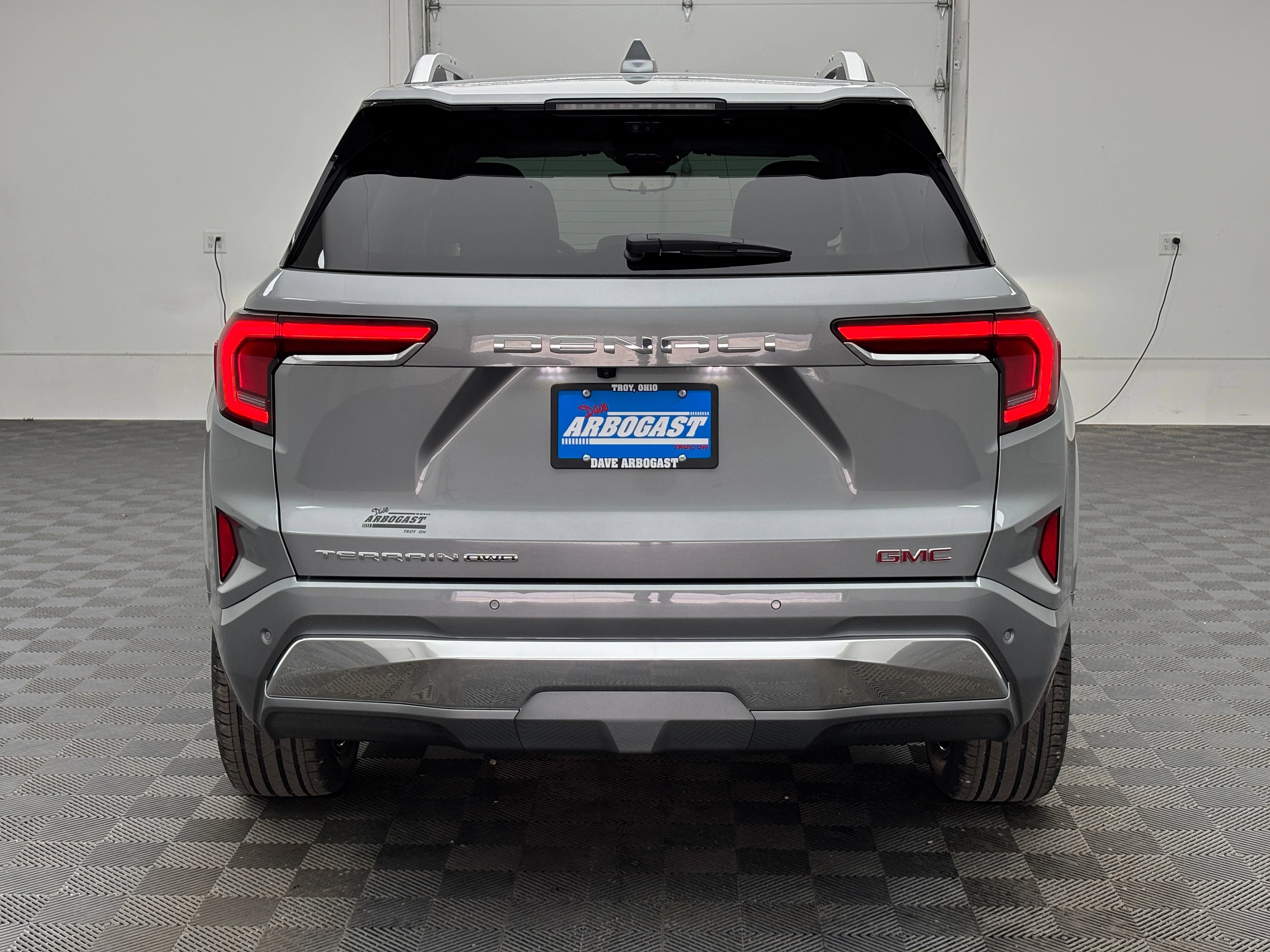 New 2027 GMC Terrain Denali w/ LPO, Floor Liner Package AWD/4WD image 12