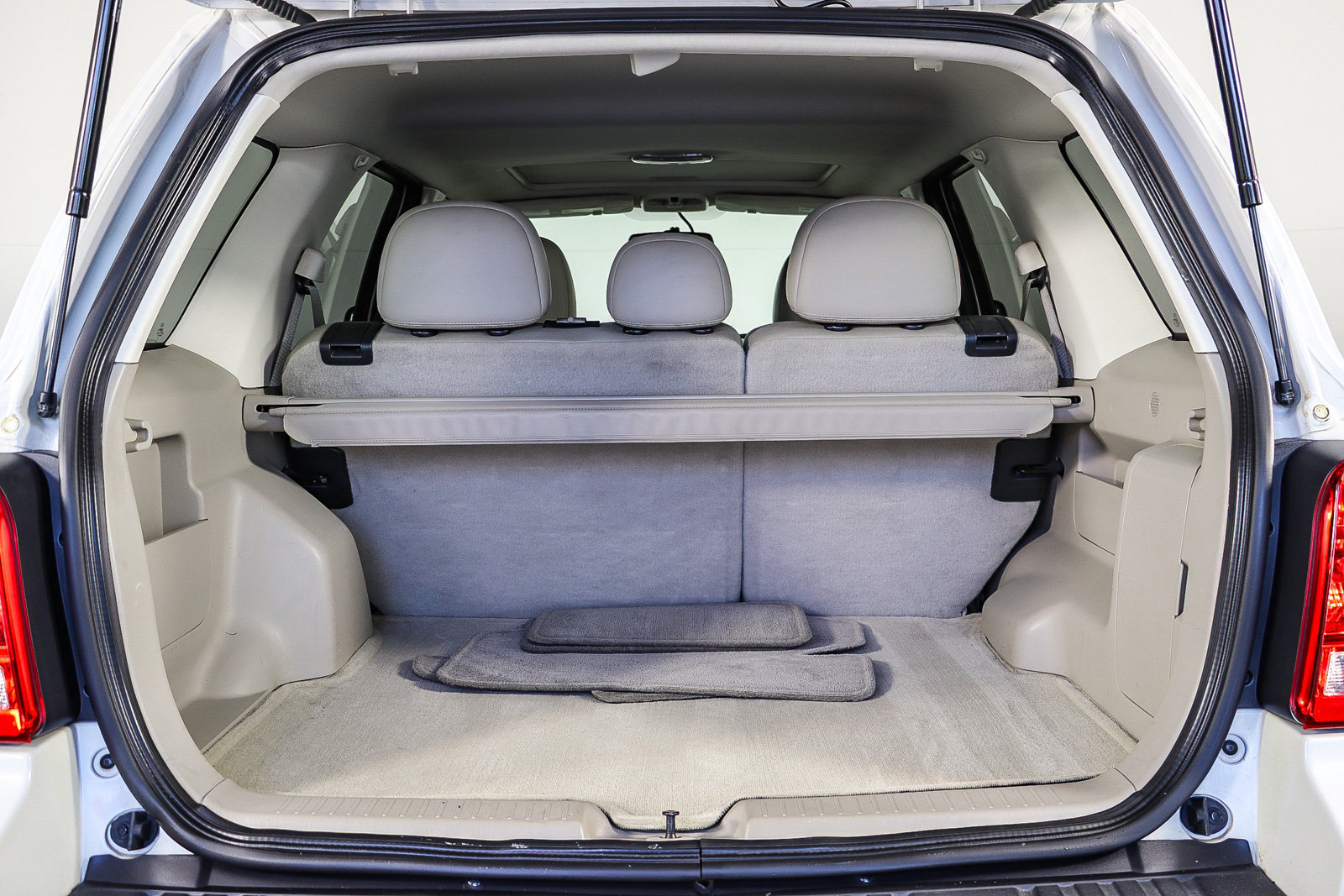 Used 2012 Ford Escape XLT FWD image 25