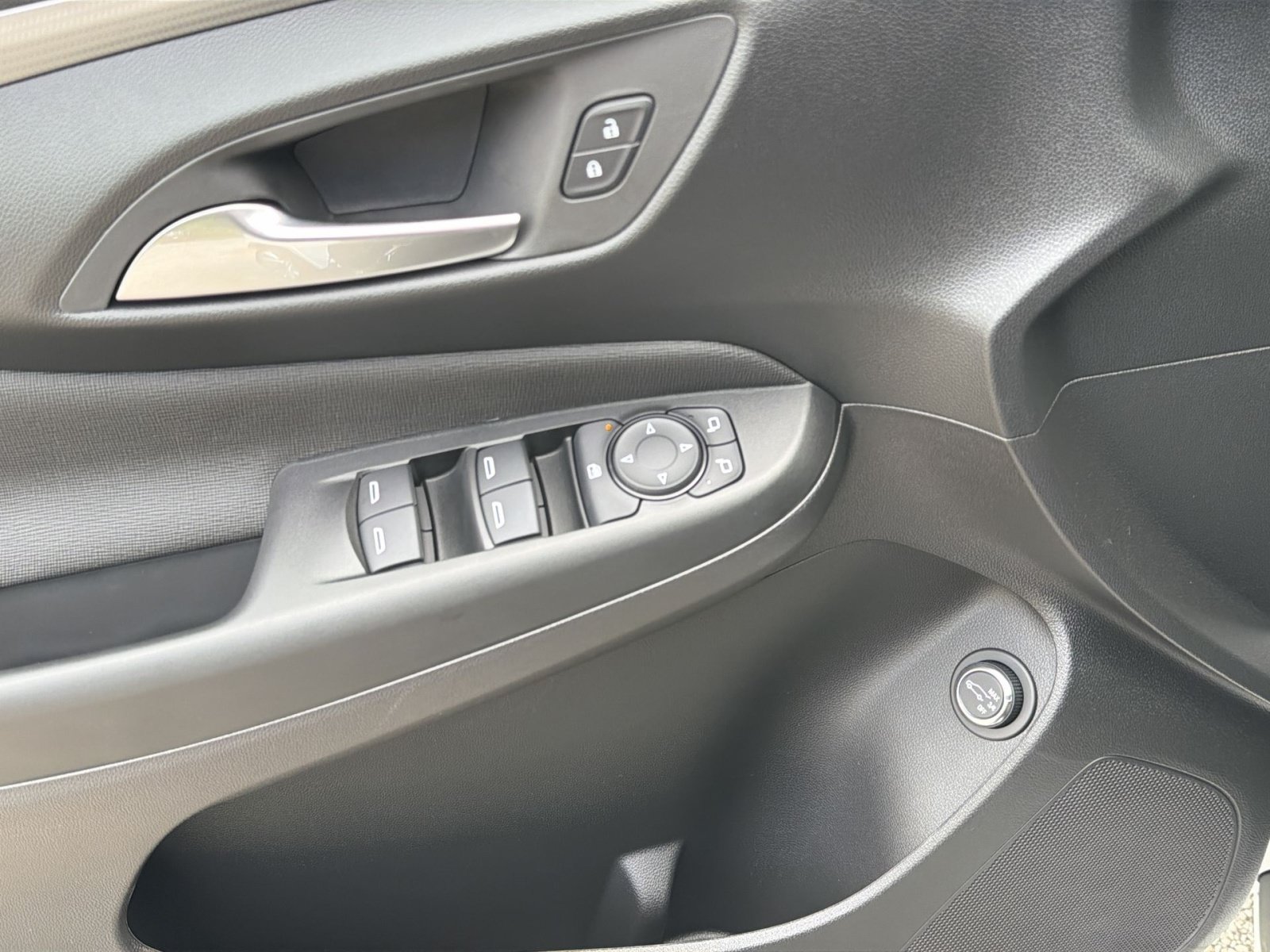 New 2026 Buick Envista Sport Touring FWD image 15