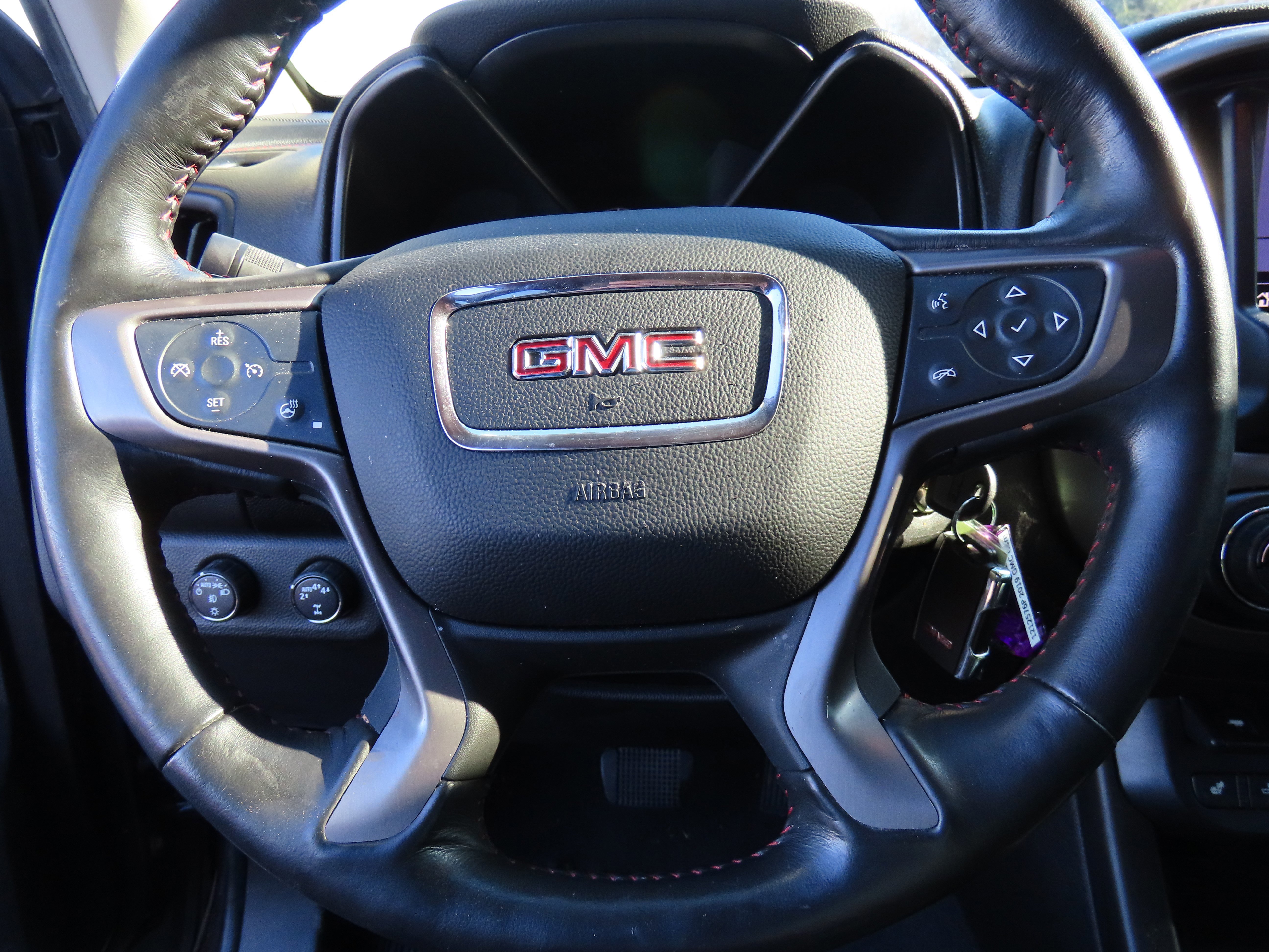 Used 2019 GMC Canyon All Terrain w/ All Terrain X Package image 32