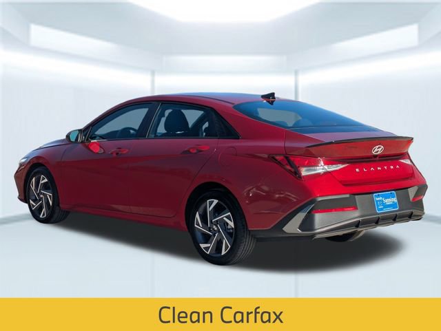 Used 2025 Hyundai Elantra Sport image 4