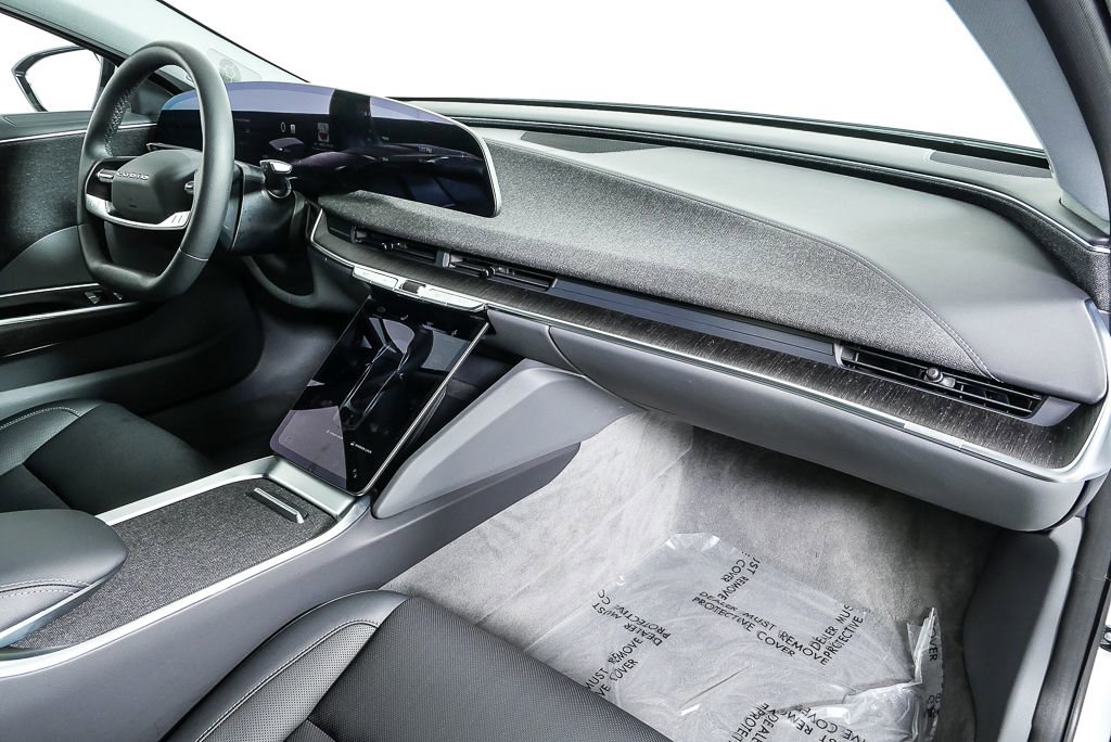 Used 2025 Lucid Air Pure image 23