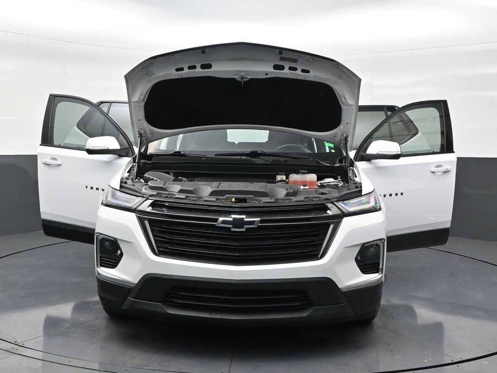 Used 2022 Chevrolet Traverse LT image 33