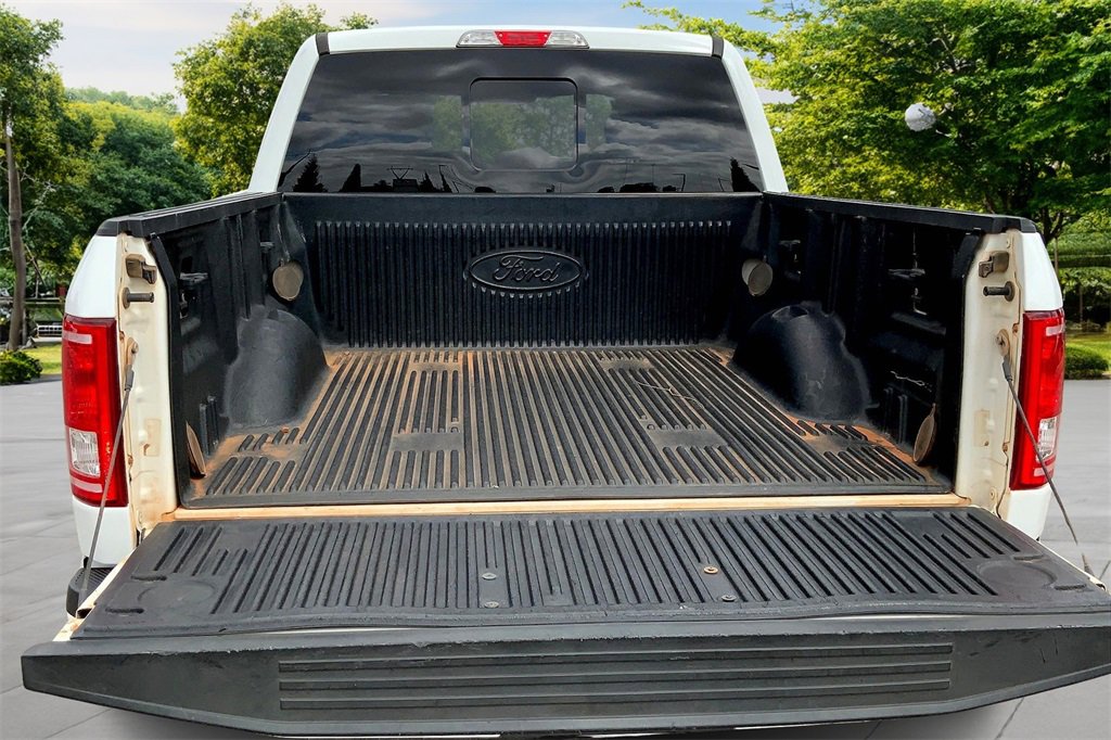 Used 2017 Ford F150 XLT w/ Equipment Group 302A Luxury image 7