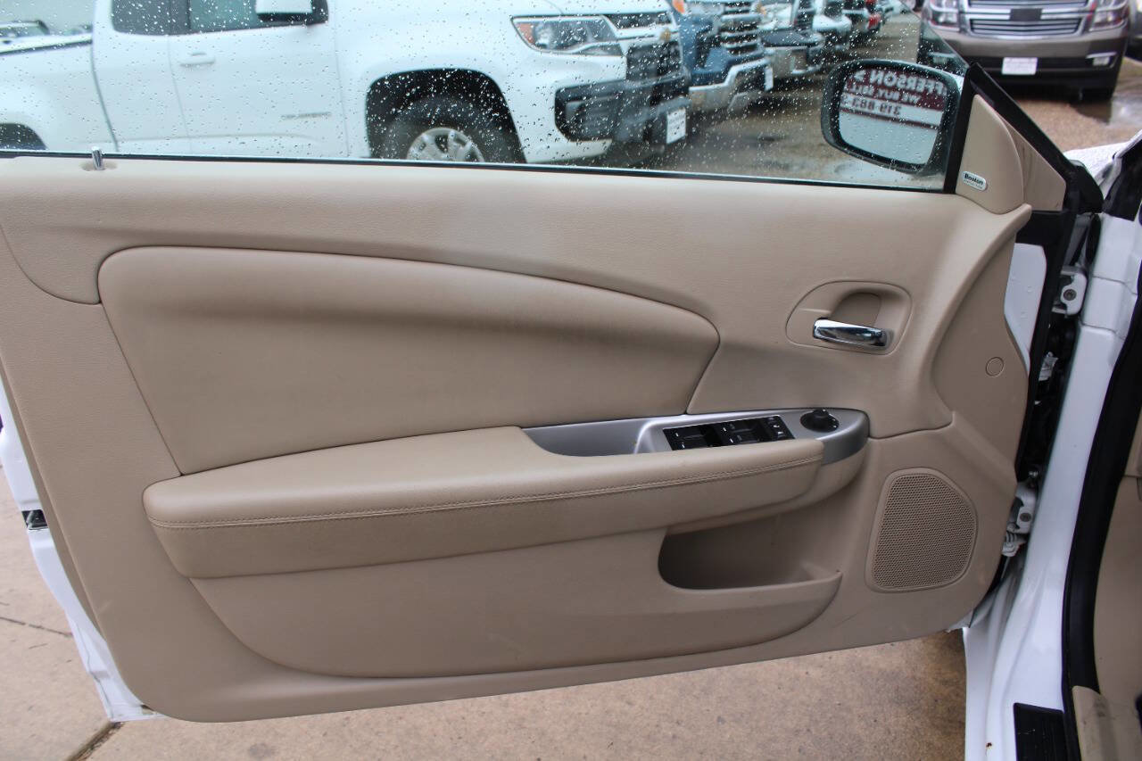 Used 2013 Chrysler 200 Limited image 13