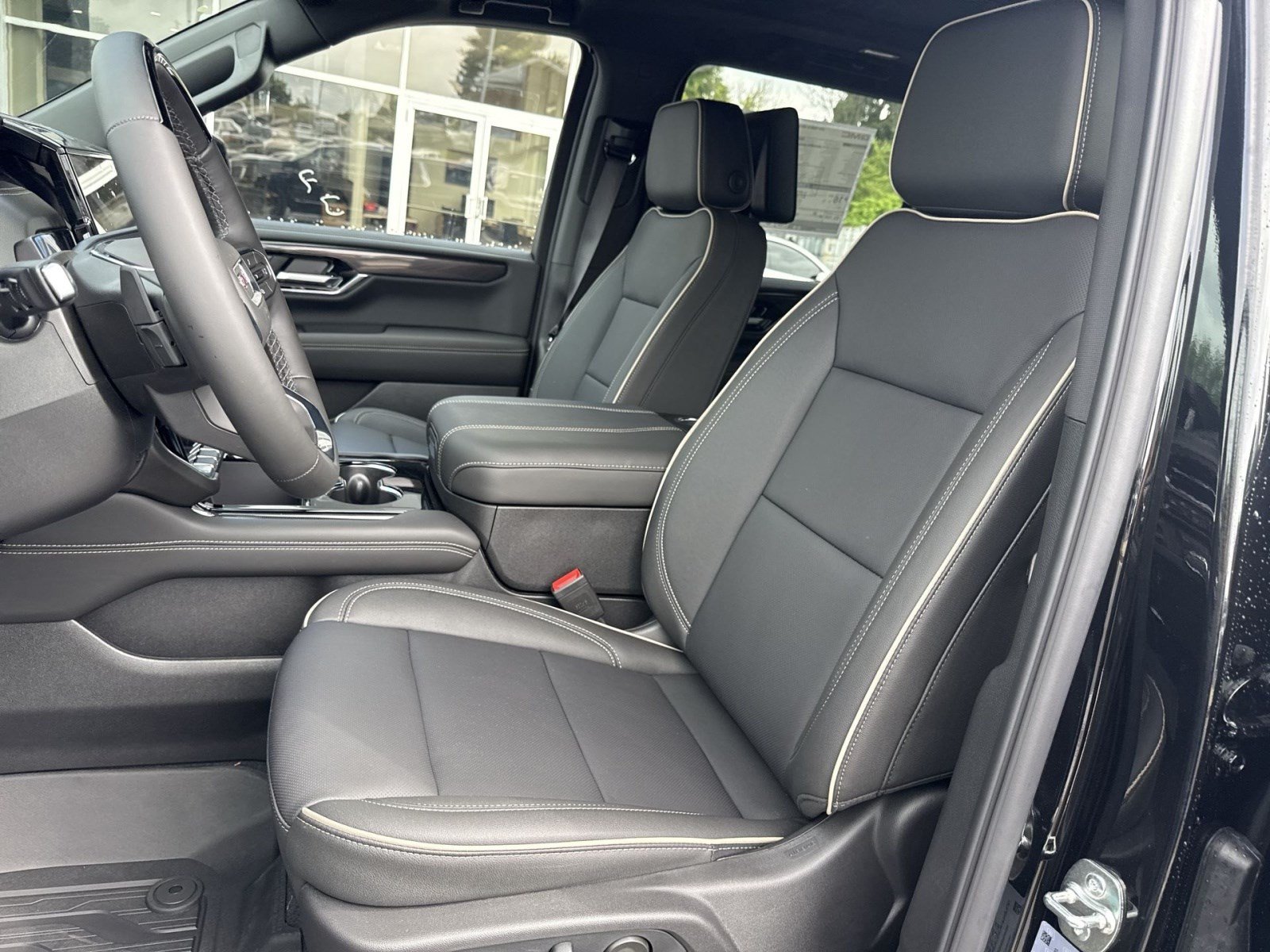 New 2026 GMC Yukon XL Elevation w/ Elevation Premium Package AWD/4WD image 11