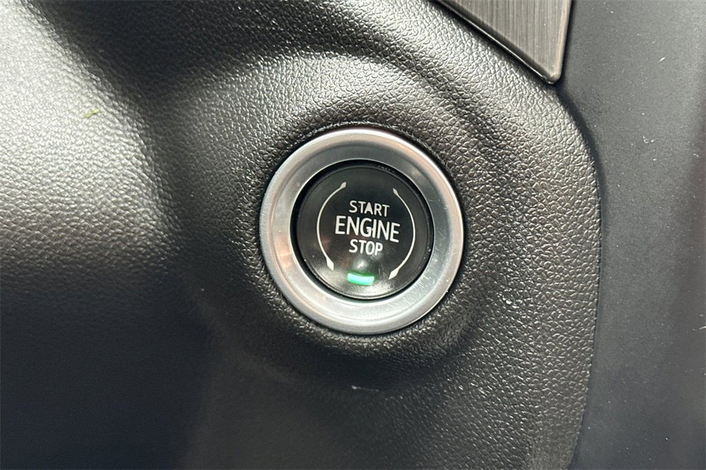 Used 2022 GMC Sierra 3500 Denali image 23