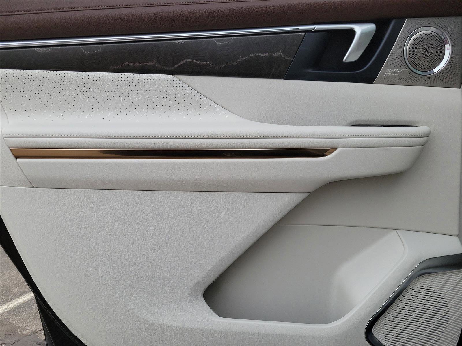 New 2026 Buick Enclave Avenir w/ Super Cruise Package image 16