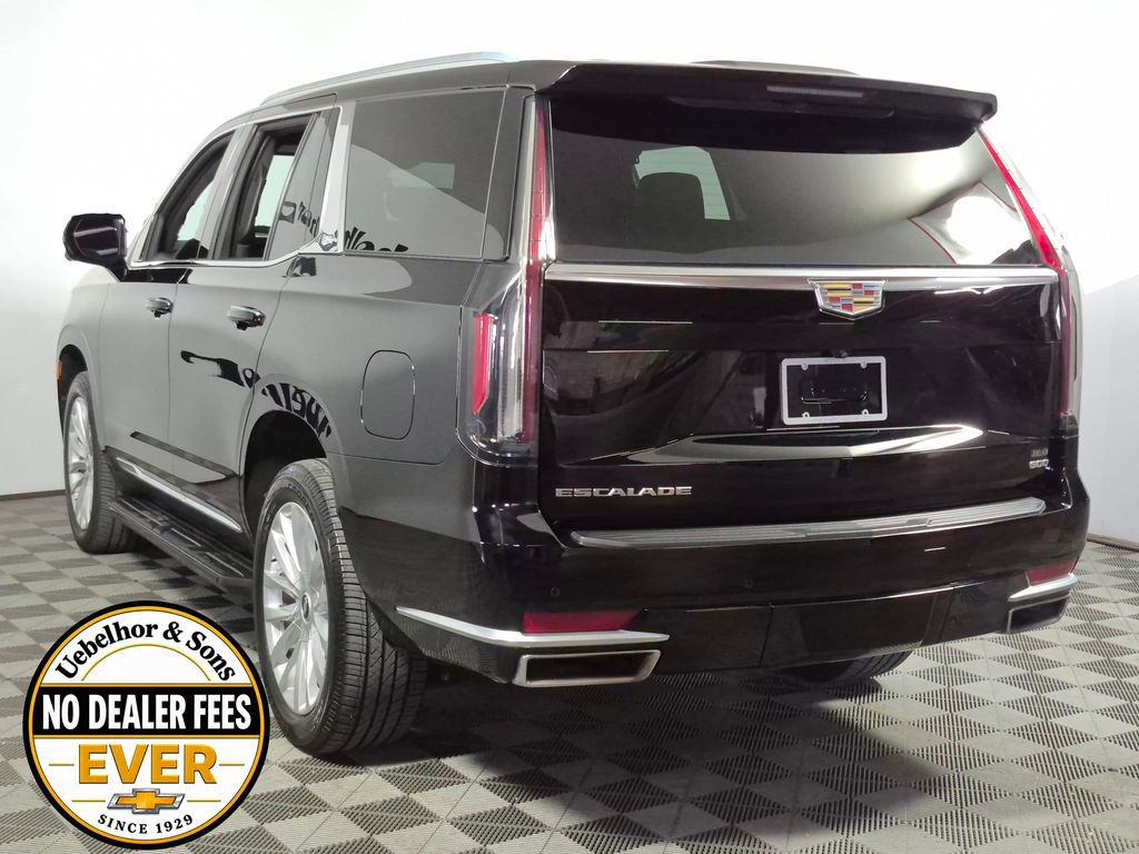 Certified 2023 Cadillac Escalade Luxury w/ LPO, Floor Liner Package AWD/4WD image 5