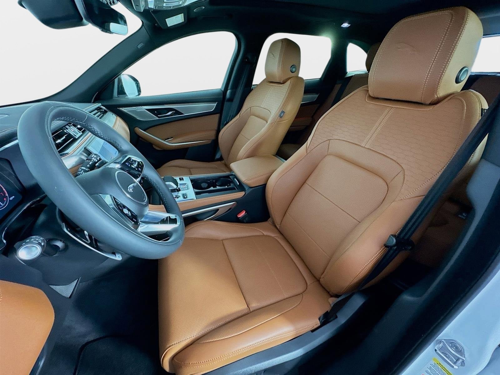 New 2026 Jaguar F-PACE R-Dynamic S AWD/4WD image 11