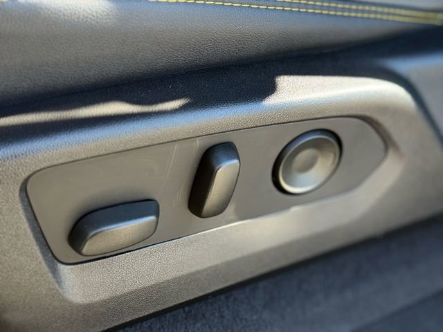 Used 2024 Chevrolet Colorado ZR2 w/ ZR2 Convenience Package III image 29