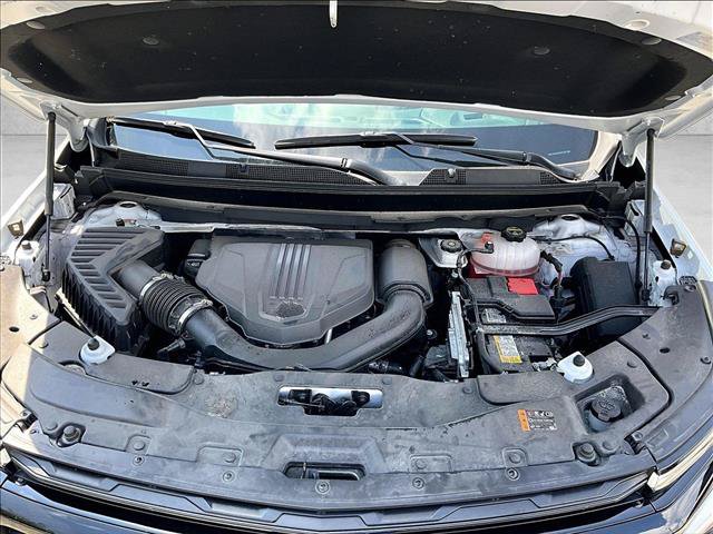Used 2025 Chevrolet Traverse LT w/ Midnight/Sport Edition FWD image 11