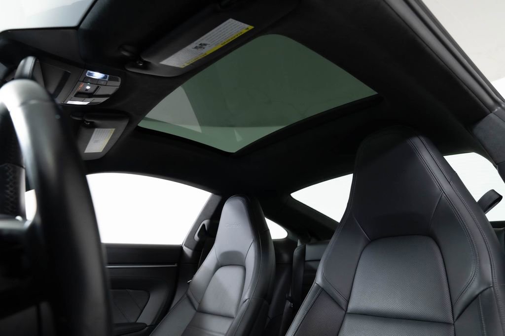 Used 2021 Porsche 911 Turbo image 36