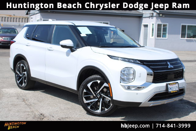 Used 2024 Mitsubishi Outlander SE