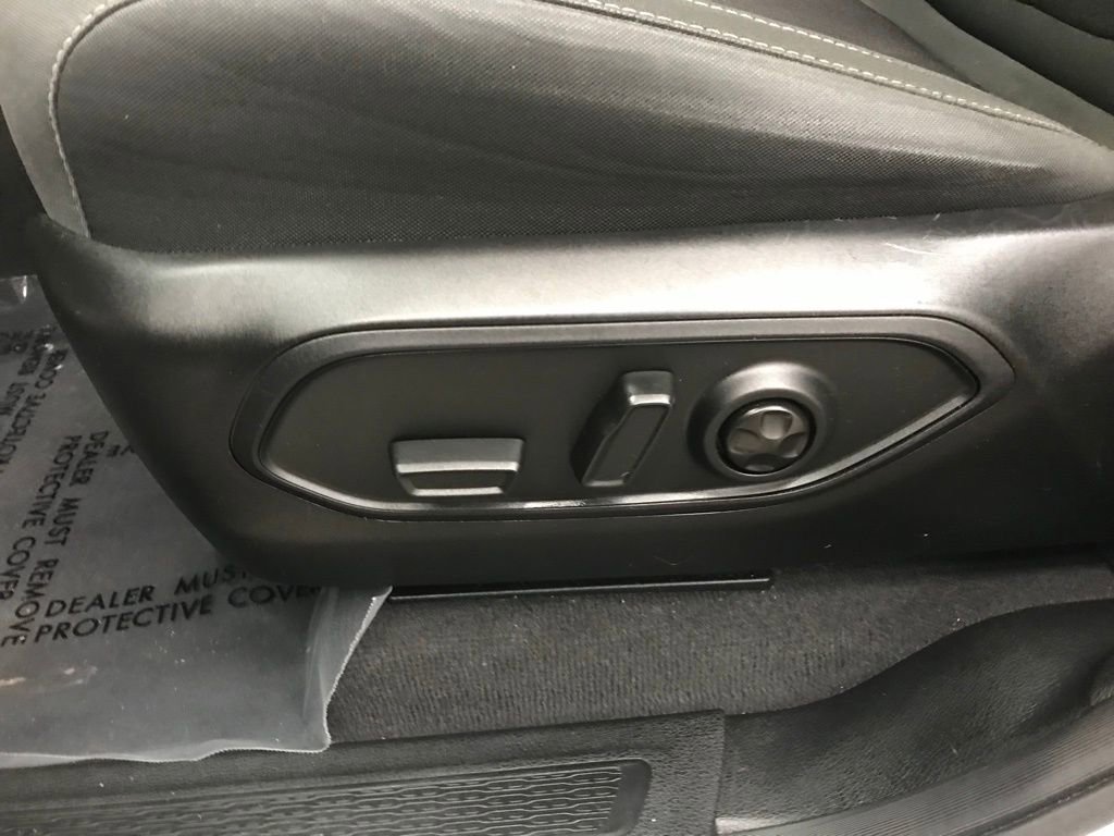 Used 2023 Jeep Grand Cherokee L Laredo image 13