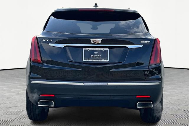 New 2025 Cadillac XT5 Luxury image 5
