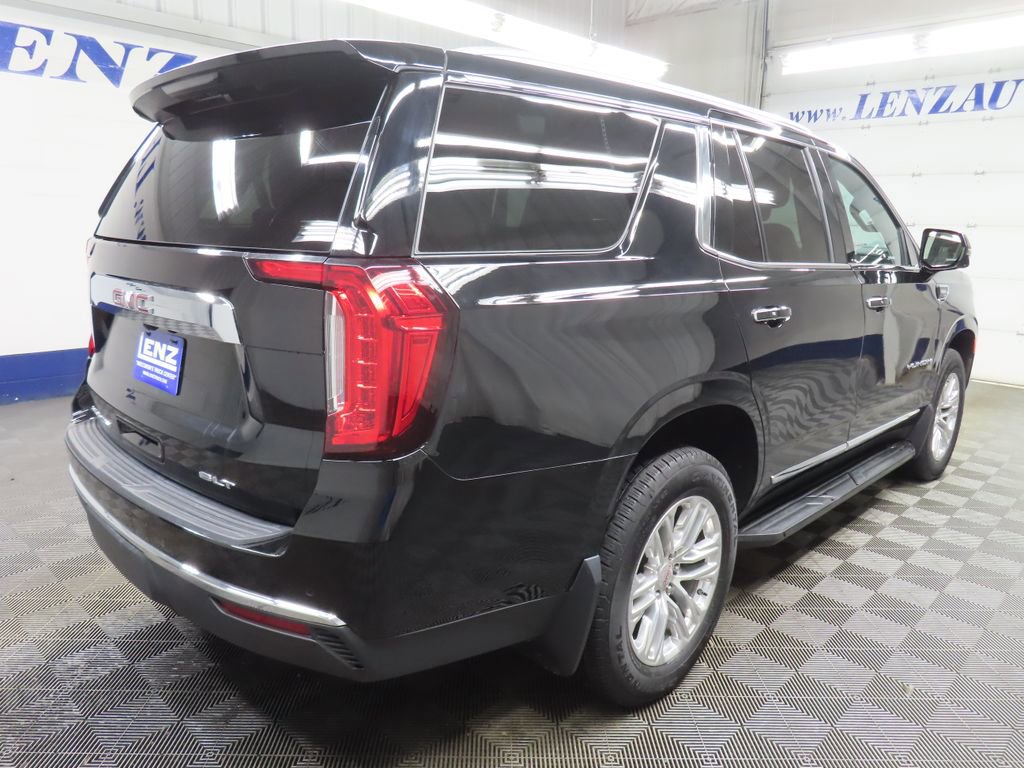 Used 2024 GMC Yukon SLT w/ SLT Luxury Package AWD/4WD image 5