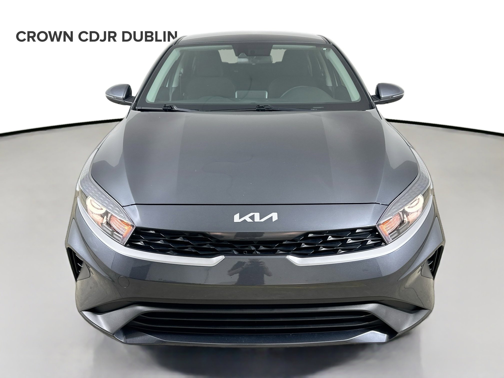Used 2024 Kia Forte LXS w/ LXS Technology Package FWD image 2