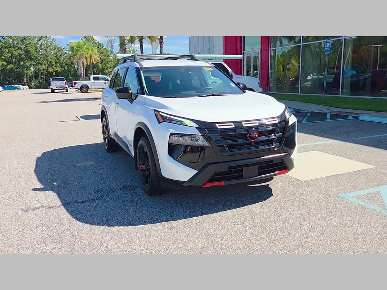 Used 2025 Nissan Rogue SV AWD/4WD image 20