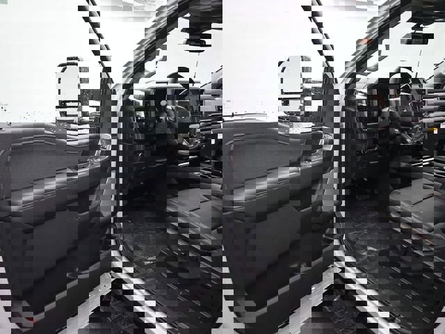 New 2026 Ford F250 Lariat w/ Black Appearance Package image 17