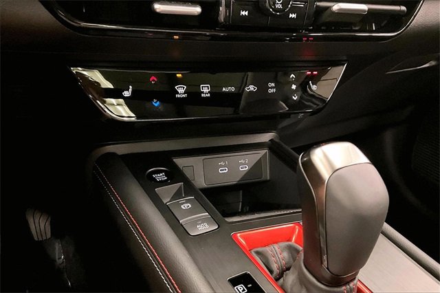 New 2026 Nissan Kicks SR w/ SR Premium Package image 25