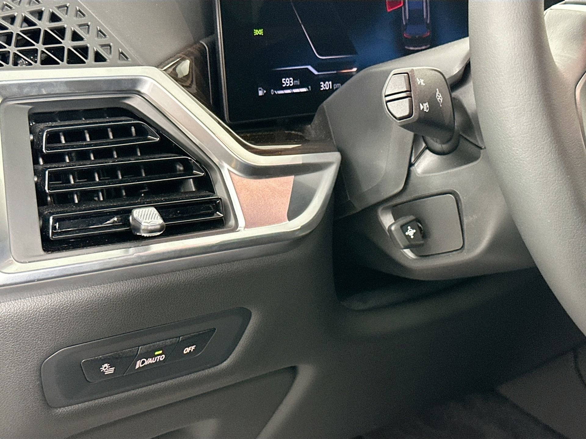 New 2026 BMW X5 sDrive40i image 10