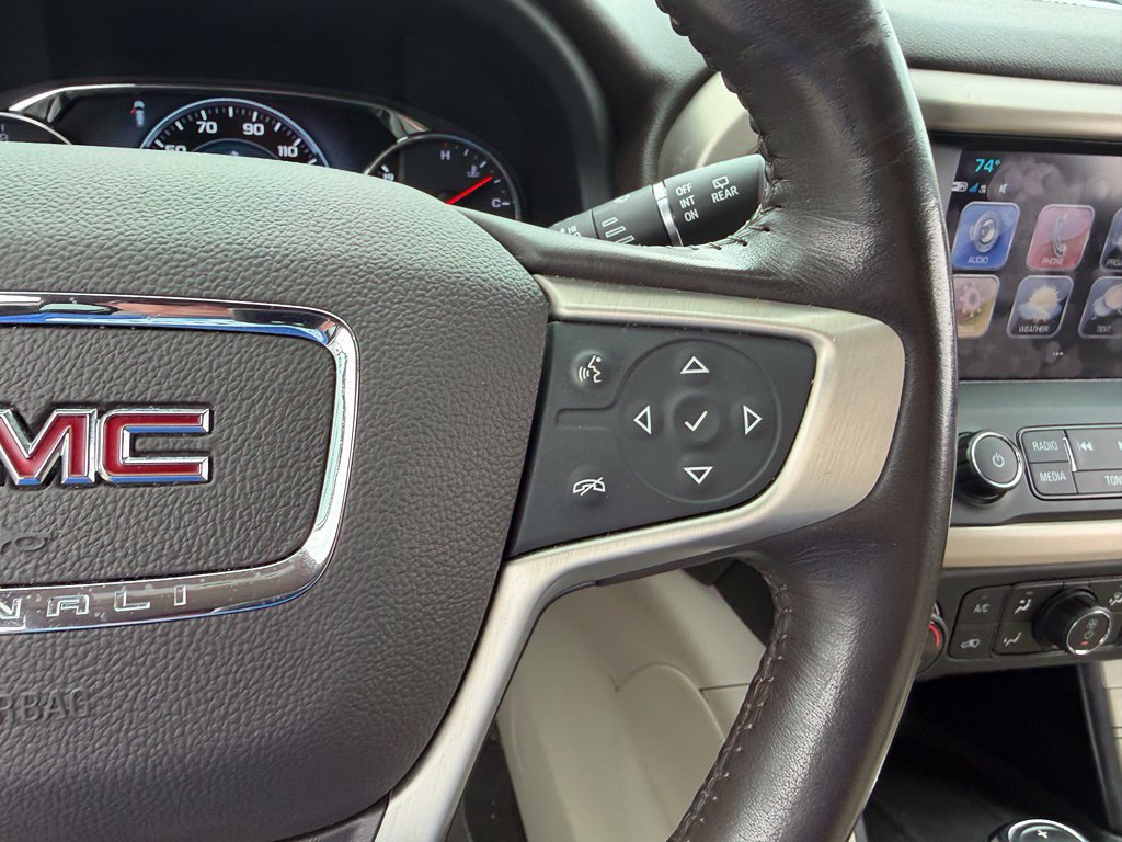 Used 2019 GMC Acadia Denali w/ Technology Package FWD image 24