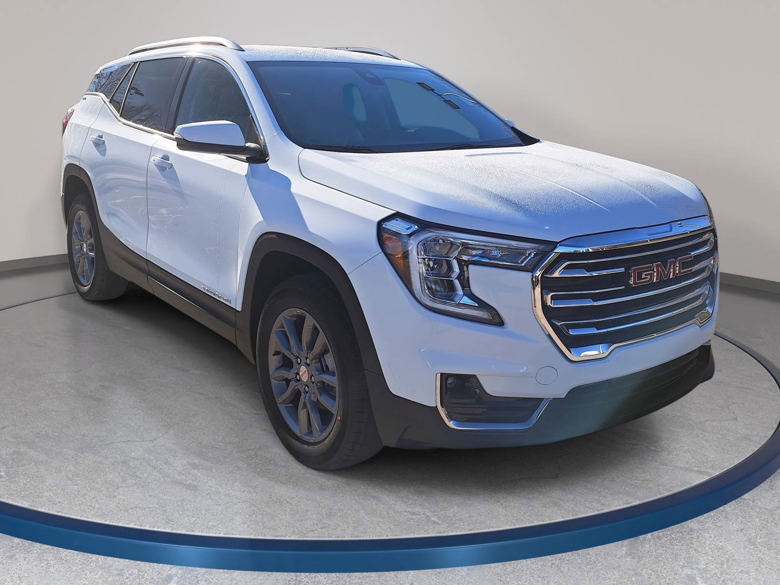 New 2024 GMC Terrain SLT AWD/4WD image 3