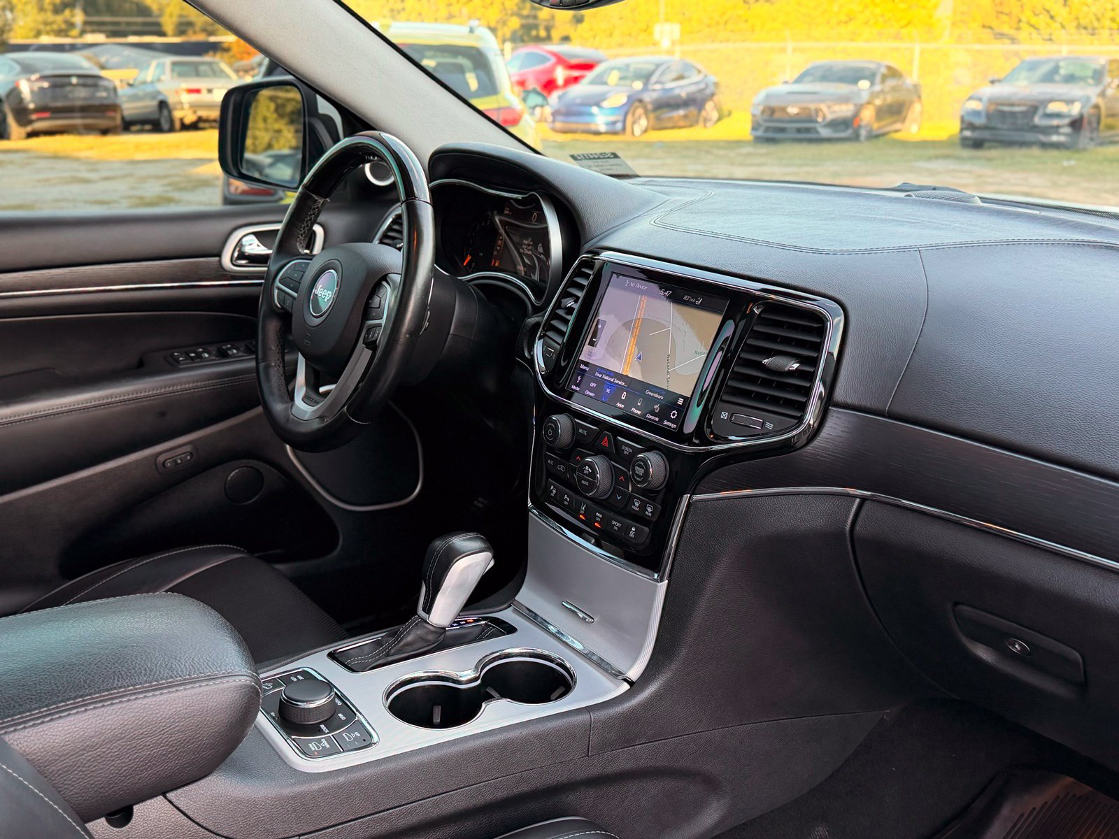 Used 2020 Jeep Grand Cherokee Summit w/ Platinum Series Group AWD/4WD image 39