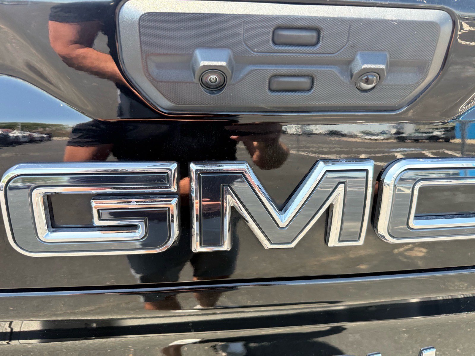 Used 2024 GMC Sierra 2500 Denali Ultimate AWD/4WD image 23